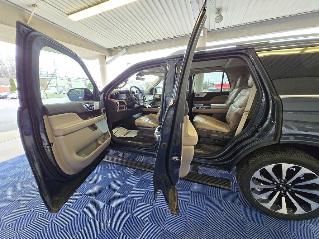 2022 Lincoln Navigator Reserve