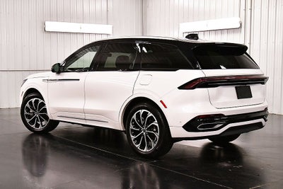 2024 Lincoln Nautilus Reserve