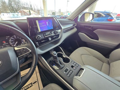 2023 Toyota Highlander LE