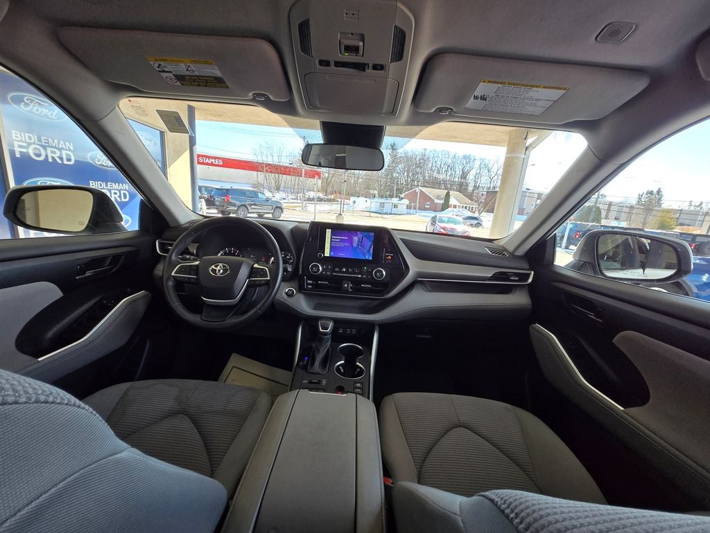 2023 Toyota Highlander LE