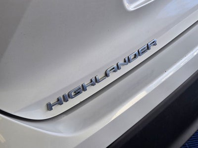 2023 Toyota Highlander LE