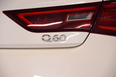 2022 INFINITI Q60 LUXE