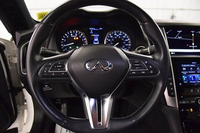2022 INFINITI Q60 LUXE