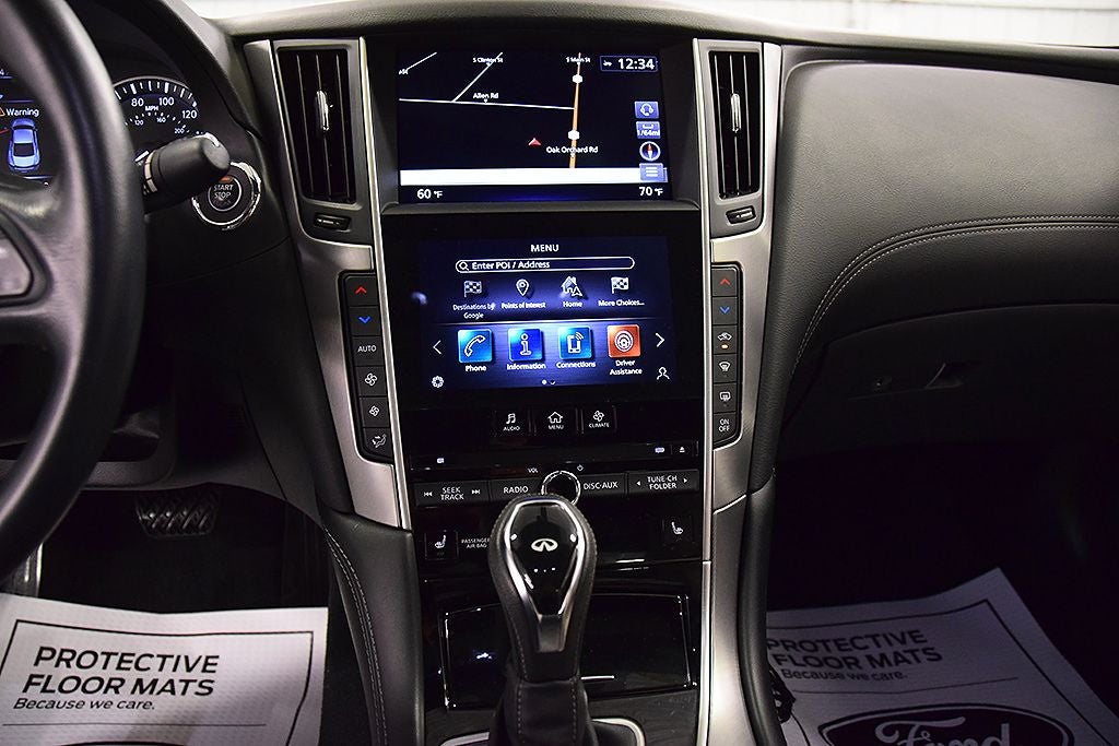 2022 INFINITI Q60 LUXE
