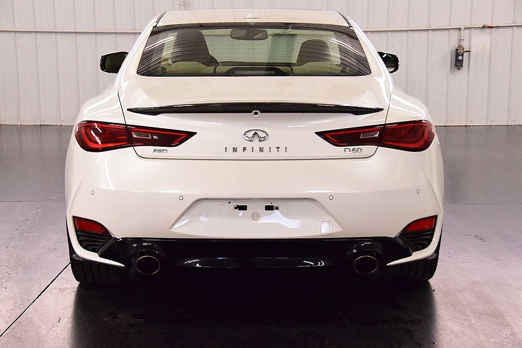 2022 INFINITI Q60 LUXE