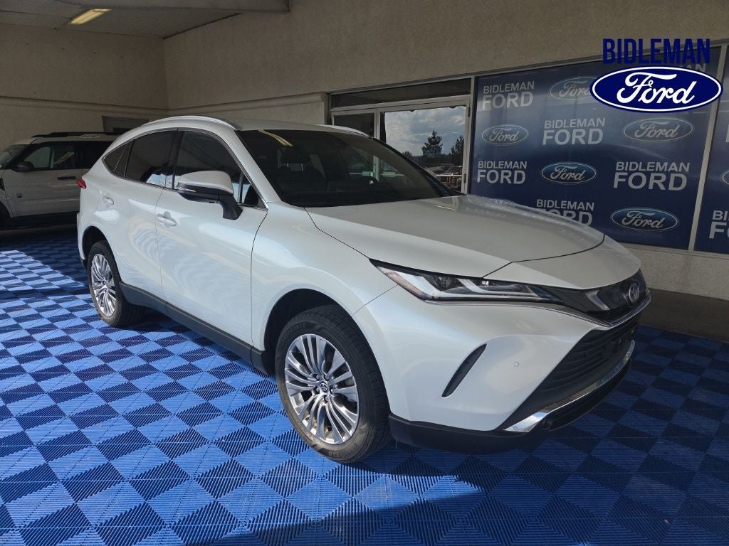 2023 Toyota Venza XLE