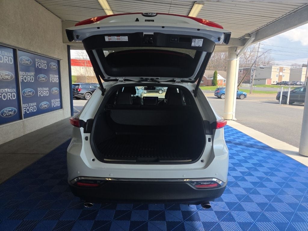 2023 Toyota Venza XLE