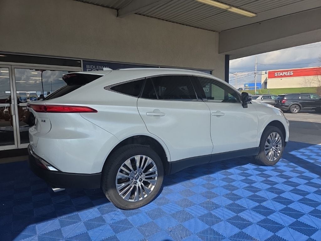 2023 Toyota Venza XLE