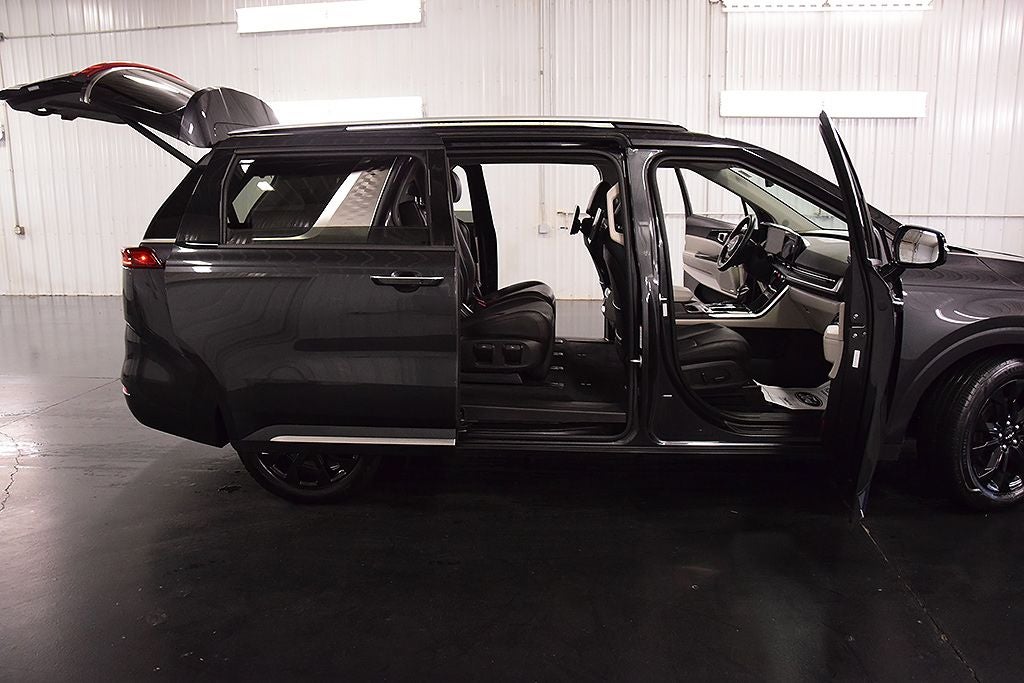 2024 Kia Carnival SX Prestige