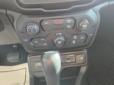 2023 Jeep Renegade Trailhawk