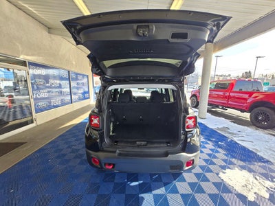 2023 Jeep Renegade Trailhawk