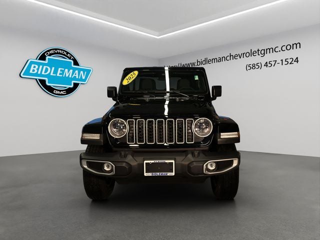 2025 Jeep Wrangler Sahara V6