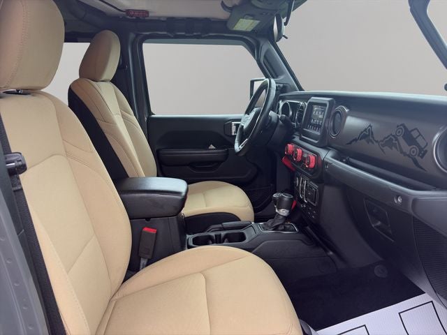 2020 Jeep Gladiator Sport