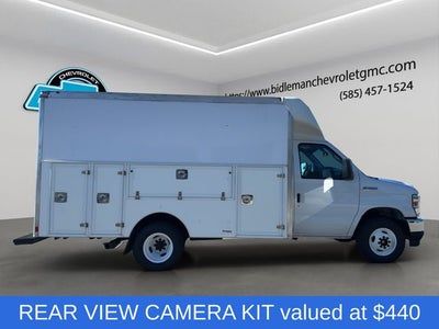 2022 Ford E-350SD Base Cutaway