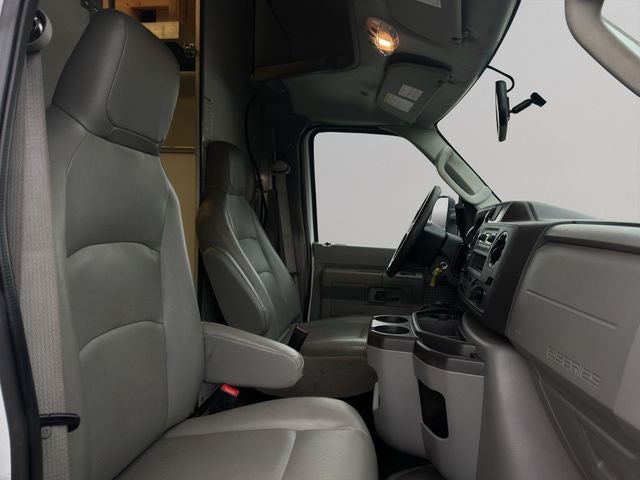 2024 Ford E-450SD Base