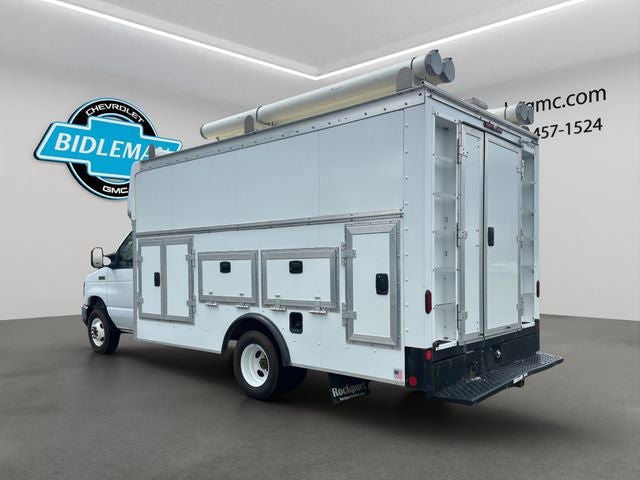 2024 Ford E-450SD Base