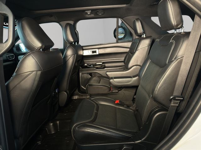 2021 Ford Explorer ST 1