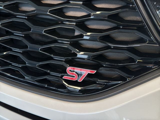 2021 Ford Explorer ST 1