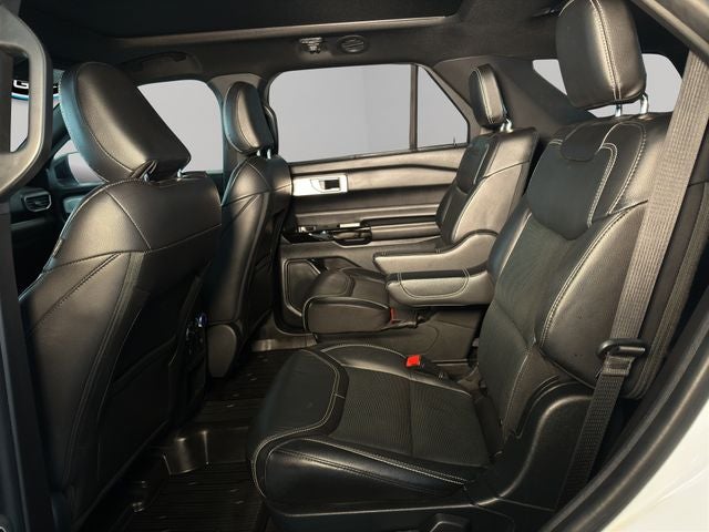 2021 Ford Explorer ST 1