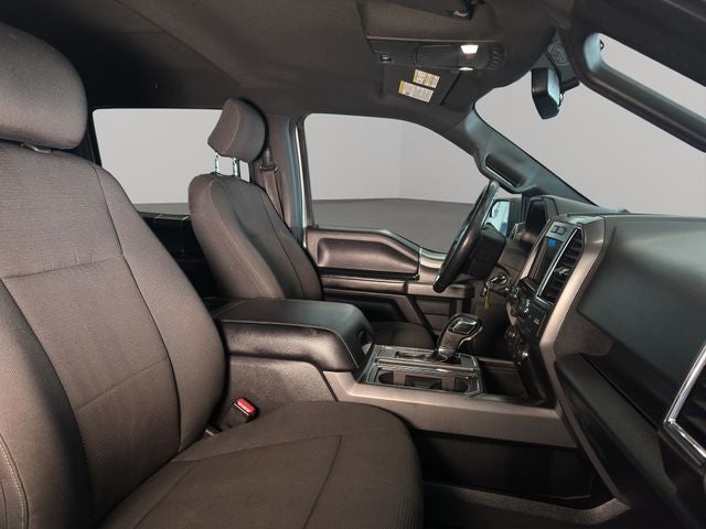 2016 Ford F-150 XLT Sport 5-1/2' Box