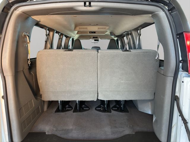 2021 Chevrolet Express 3500 LT Passenger