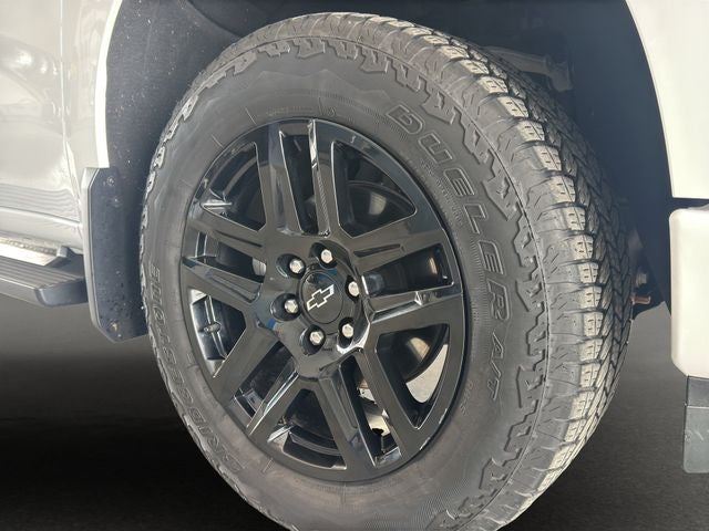 2023 Chevrolet Silverado 1500 RST Dark Essentials