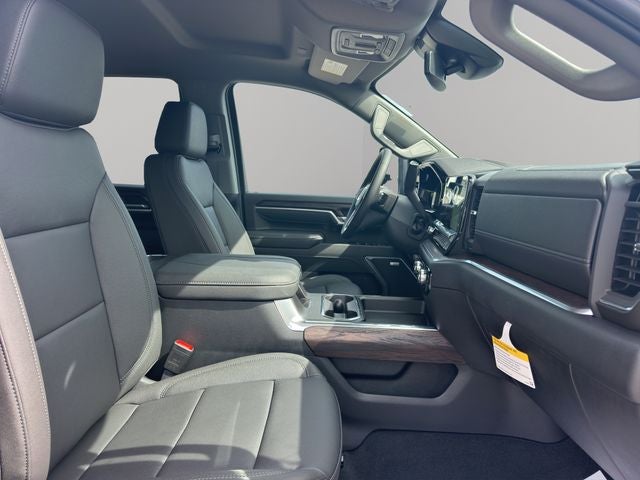 2026 GMC Sierra 2500HD SLT