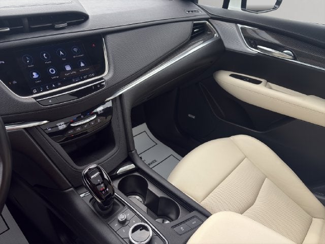 2024 Cadillac XT5 Sport