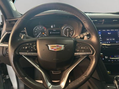 2024 Cadillac XT6 Sport
