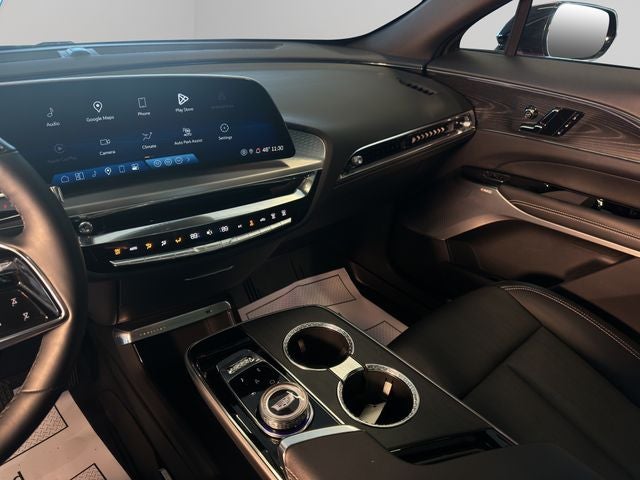 2024 Cadillac LYRIQ Luxury