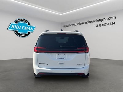 2025 Chrysler Pacifica Limited