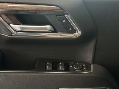 2026 Chevrolet Silverado 1500 LT Trail Boss Dark Essentials