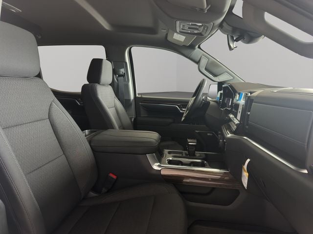 2026 Chevrolet Silverado 1500 LT Trail Boss Dark Essentials