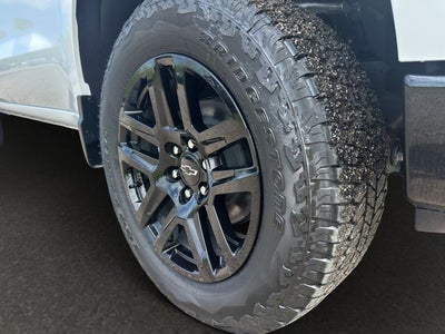 2026 Chevrolet Silverado 1500 LT Trail Boss Dark Essentials