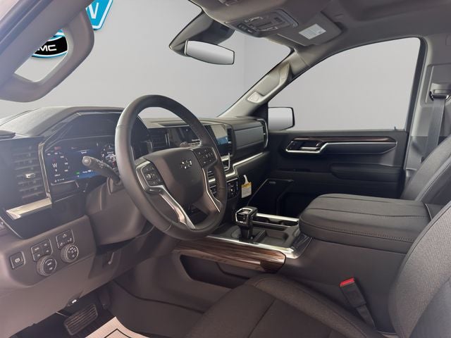 2026 Chevrolet Silverado 1500 LT Trail Boss Dark Essentials