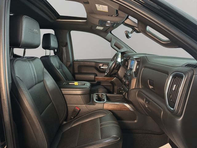 2020 Chevrolet Silverado 1500 High Country Dark Essentials