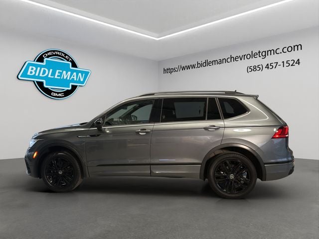 2022 Volkswagen Tiguan 2.0T SE R-Line Black