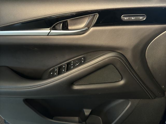 2023 INFINITI QX60 PURE