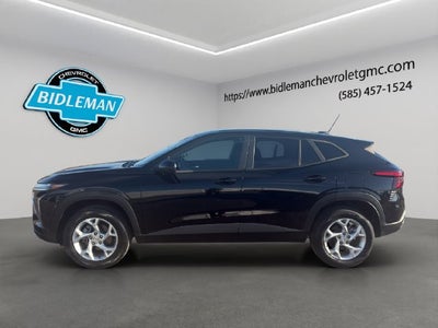 2025 Chevrolet Trax LS