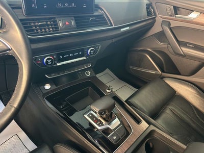 2024 Audi Q5 45 S line Premium quattro