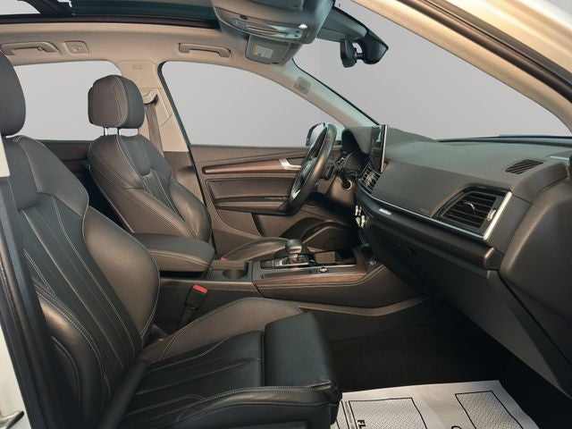 2024 Audi Q5 45 S line Premium quattro