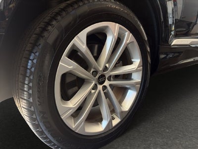 2025 Audi Q7 55 Premium Plus quattro