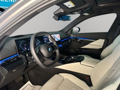2024 BMW 5 Series 540i xDrive