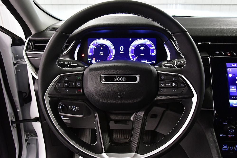 2023 Jeep Grand Cherokee Laredo