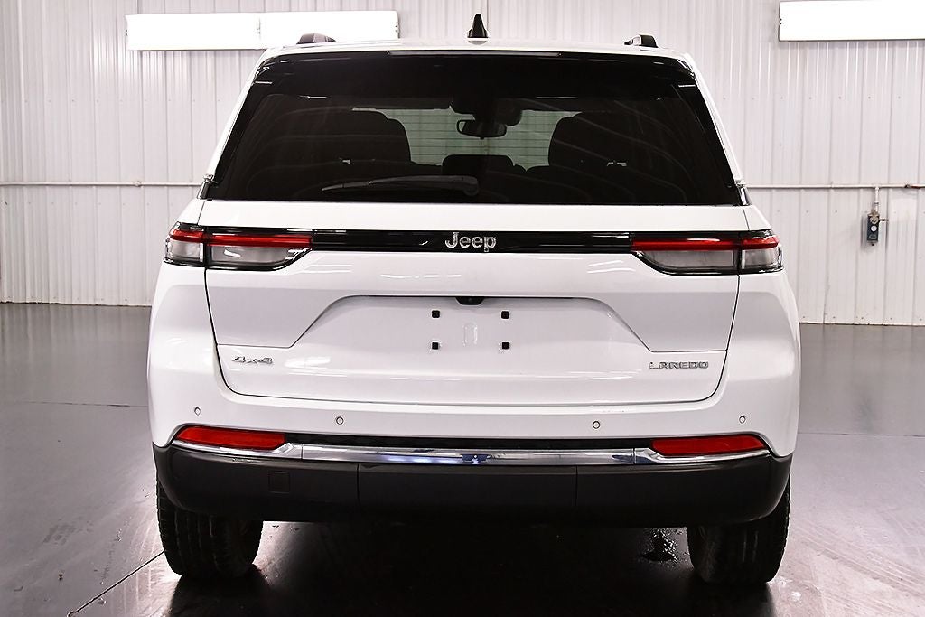 2023 Jeep Grand Cherokee Laredo