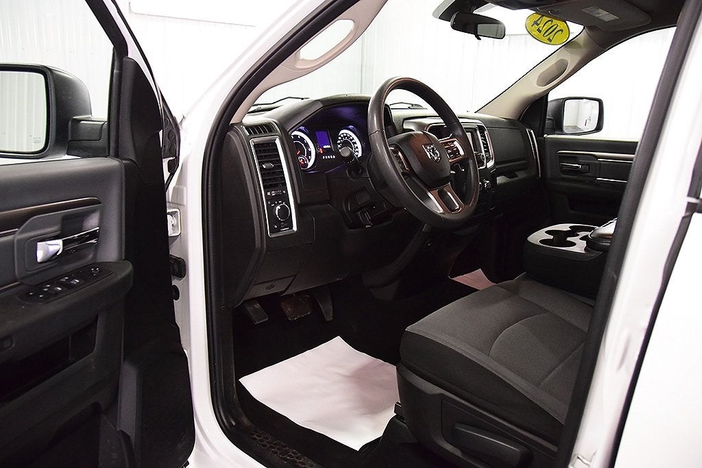 2024 RAM 1500 Classic SLT