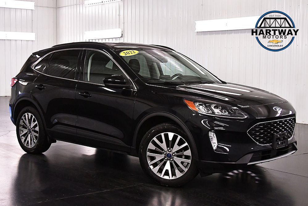 2022 Ford Escape Titanium