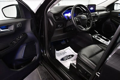 2022 Ford Escape Titanium