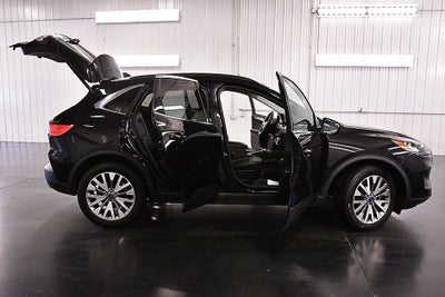 2022 Ford Escape Titanium