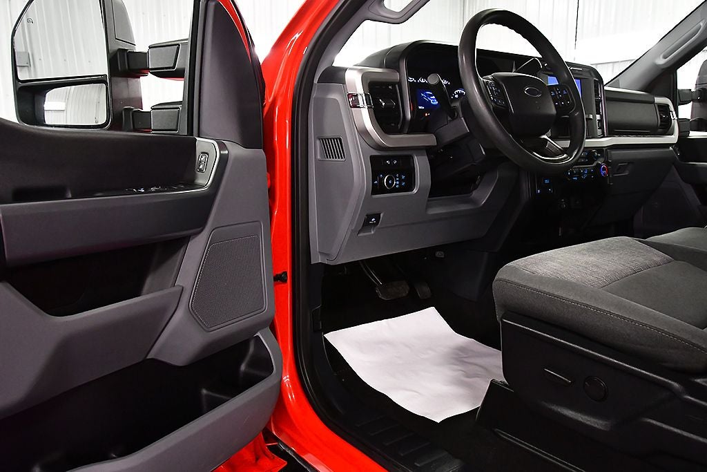 2024 Ford F-250SD XLT 8' Box